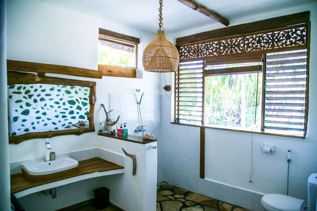 Beach-Front Sumbawa Surf House Lemonga 外观 照片