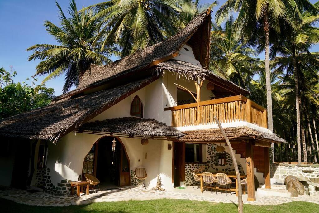 Beach-Front Sumbawa Surf House Lemonga 外观 照片