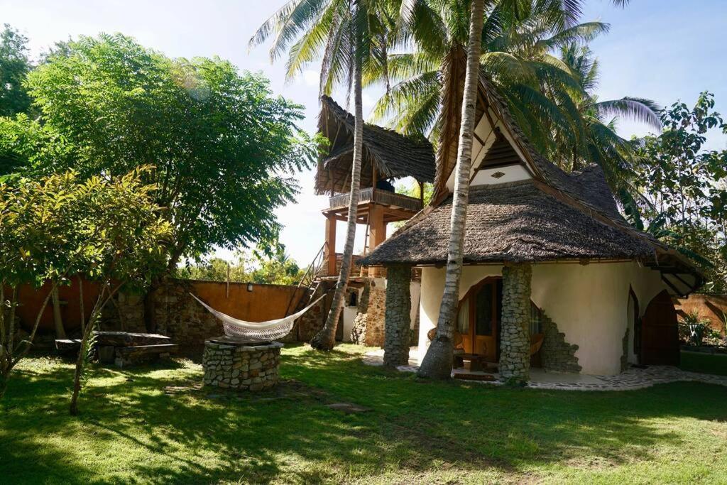 Beach-Front Sumbawa Surf House Lemonga 外观 照片