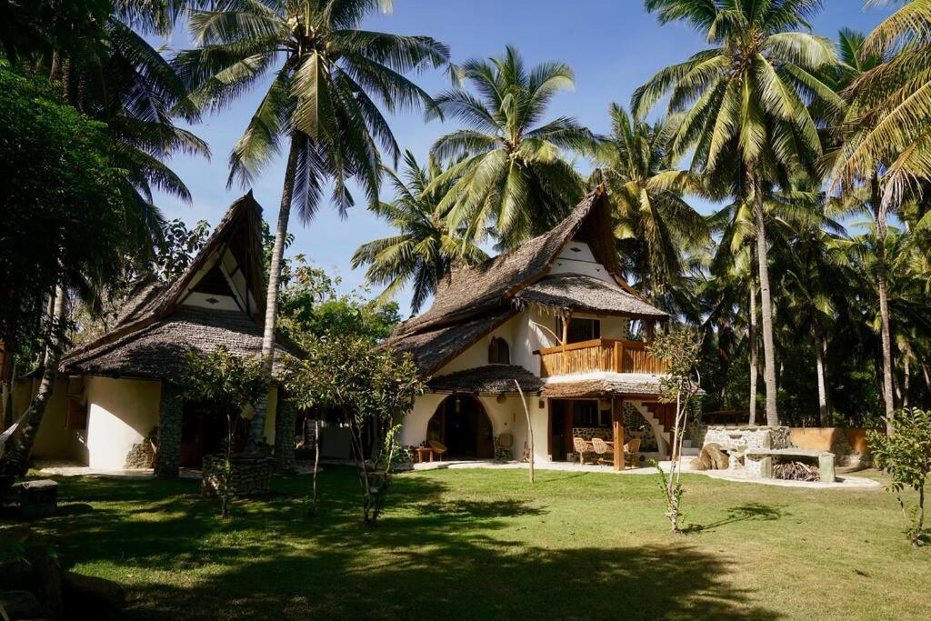 Beach-Front Sumbawa Surf House Lemonga 外观 照片